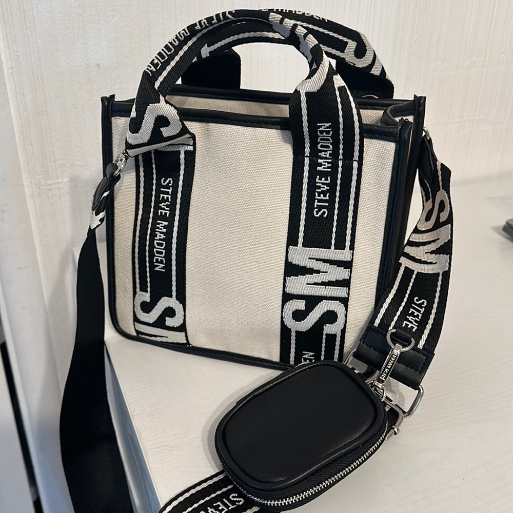 Steve Madden Black/Cream Bag